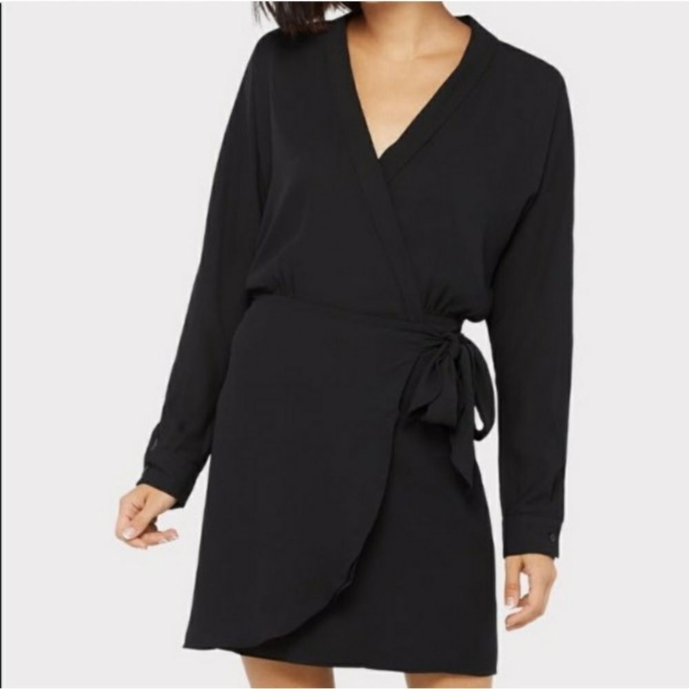 Peyton Jensen Black Wrap Dress Size Small